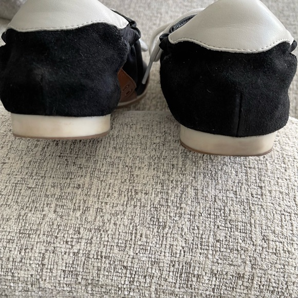 Tory Burch Sneakers - Picture 4 of 4